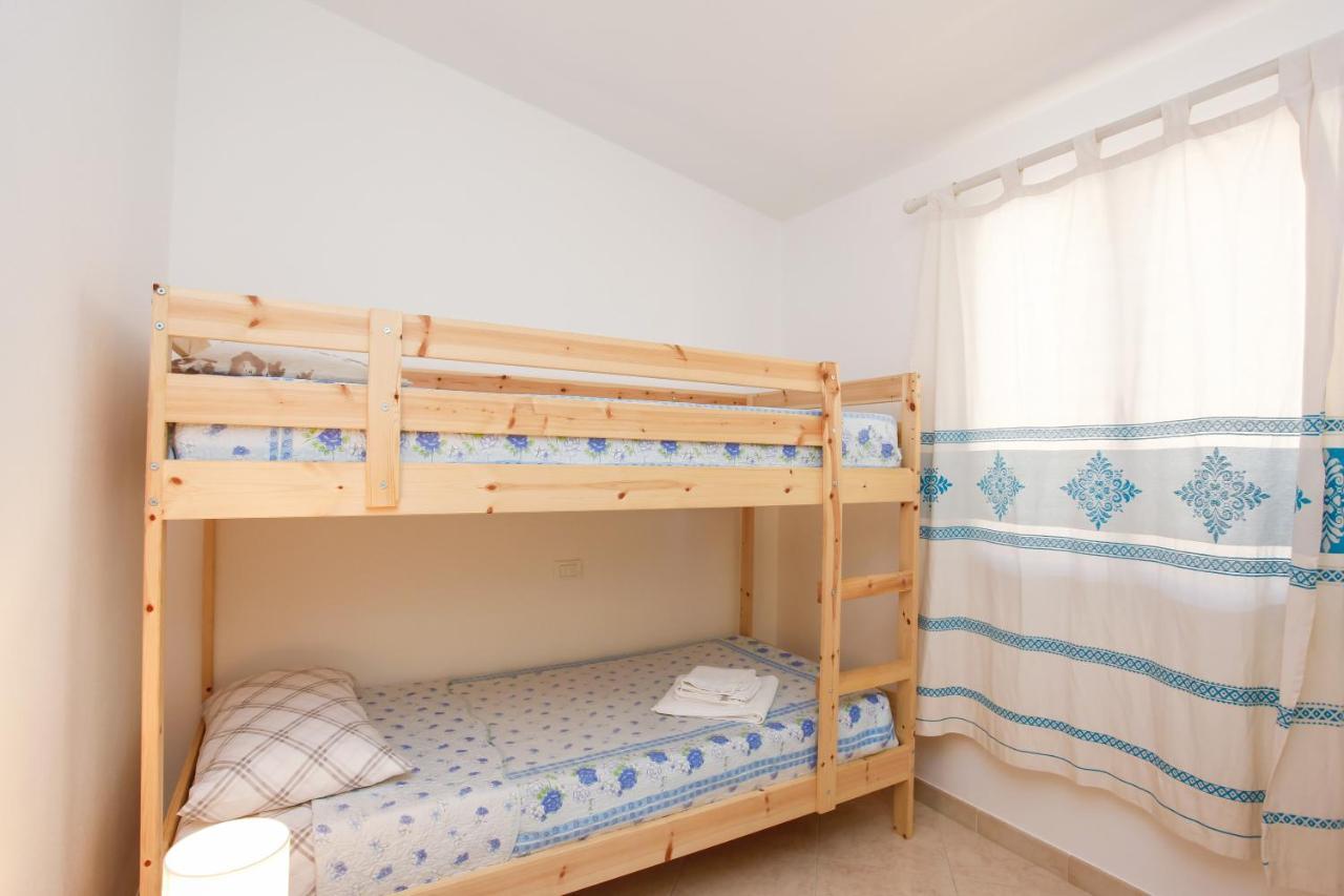 Casa Vacanze Zefiro Orosei Exterior foto